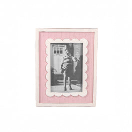 Scalloped Photo Frame - Various Colours