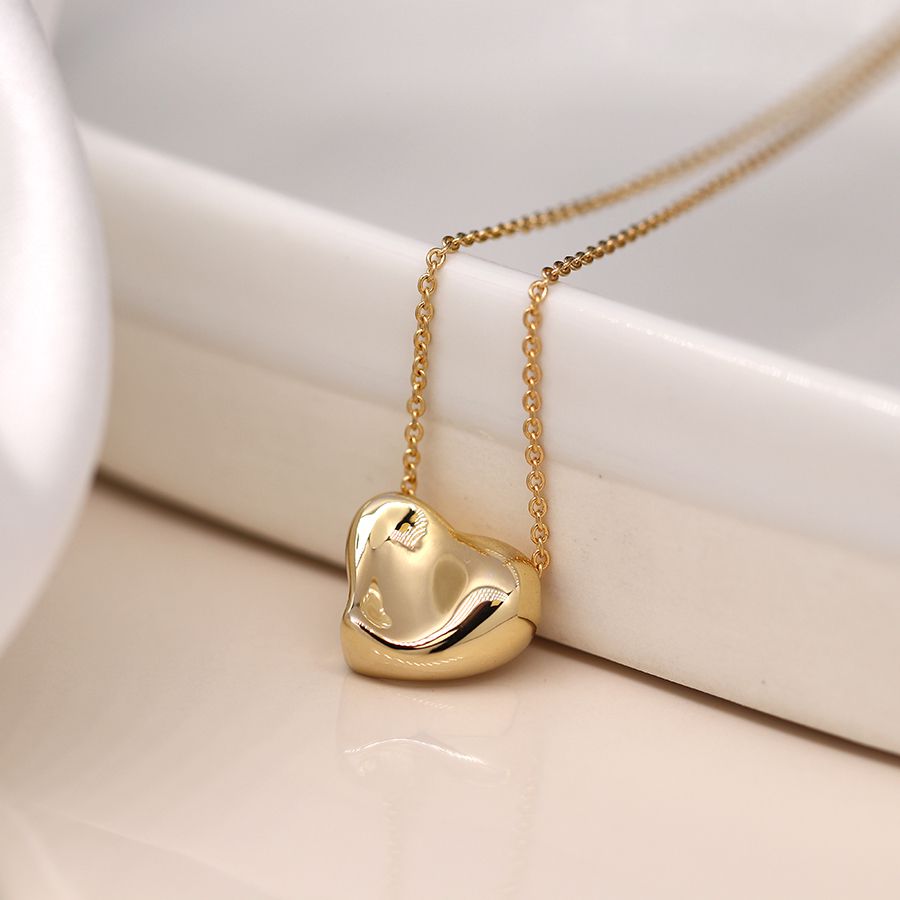 Golden Wavy Surface Heart Necklace