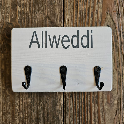 Allweddi - Wooden Key Hooks