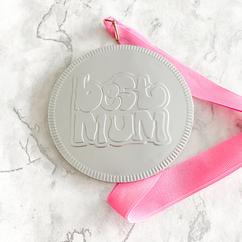 Best Mum Silver Medallion - Milk Chocolate