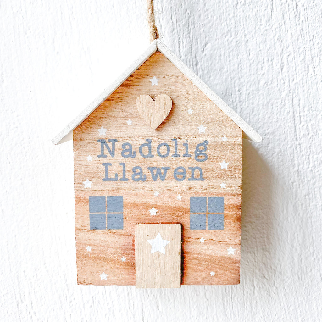 Nadolig Llawen Wooden House Decoration