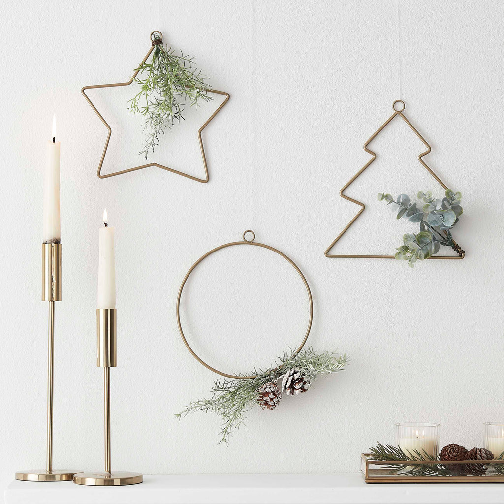 Hanging Christmas Hoop Decorations & Foliage