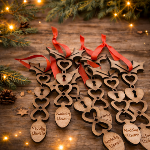 Welsh Love spoon Christmas Decoration – Nadolig Llawen