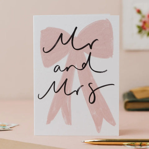 'Mr and Mrs' Wedding Card
