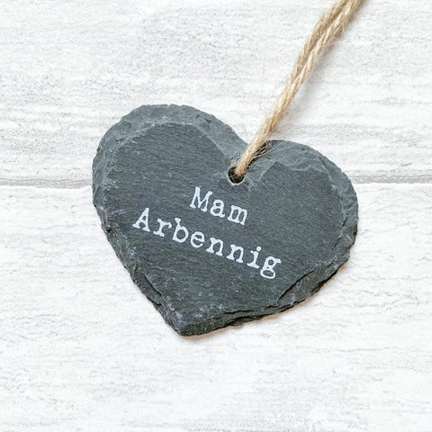 Mam Arbennig - Slate Hanging Heart